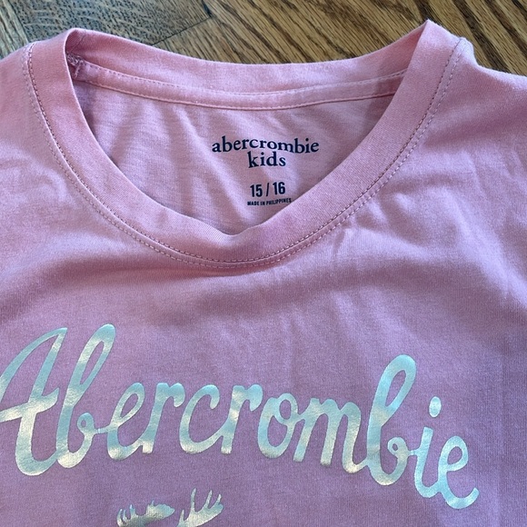 Girl’s Abercrombie Kids Shirt. Size 15/16. Excellent Condition. - Picture 5 of 7